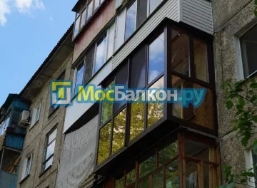 Отделка балкона и лоджии пластиковыми ПВХ панелями в Видном от компании МосБалкон