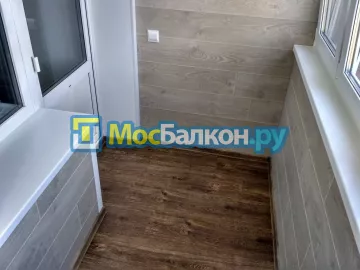 Отделка балкона и лоджии пластиковыми ПВХ панелями в Видном от компании МосБалкон