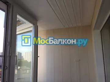 Отделка балкона и лоджии пластиковыми ПВХ панелями в Видном от компании МосБалкон