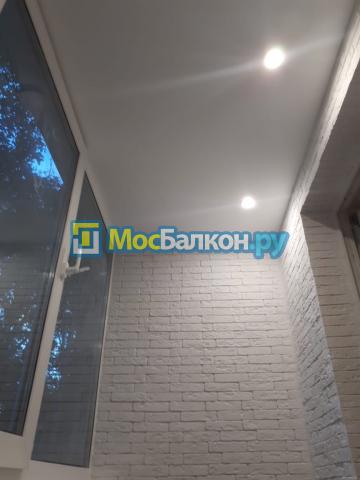 Отделка балкона декоративным камнем