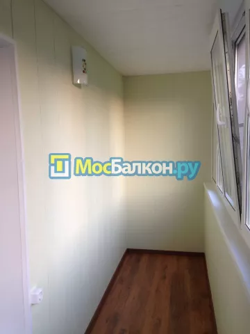 Отделка балкона и лоджии пластиковыми ПВХ панелями в Видном от компании МосБалкон